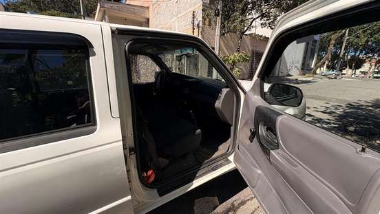 FORD-RANGER-2003