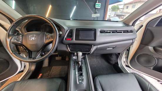 HONDA-HR-V-2016