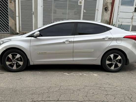 HYUNDAI-ELANTRA-2014
