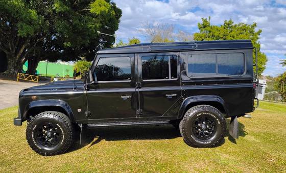 LAND ROVER DEFENDER 2.4 110 SW 4X4 TURBO DIESEL 4P MANUAL