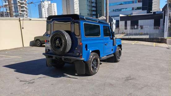 LAND ROVER-DEFENDER-2003