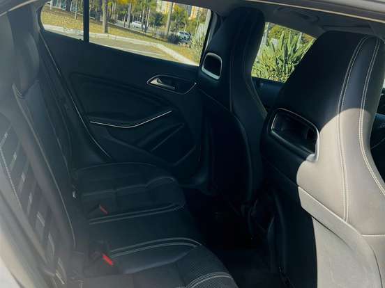 MERCEDES-BENZ-GLA 200-1.6 CGI FLEX ADVANCE 7G-DCT MERCEDES-BENZ-GLA 200-2017