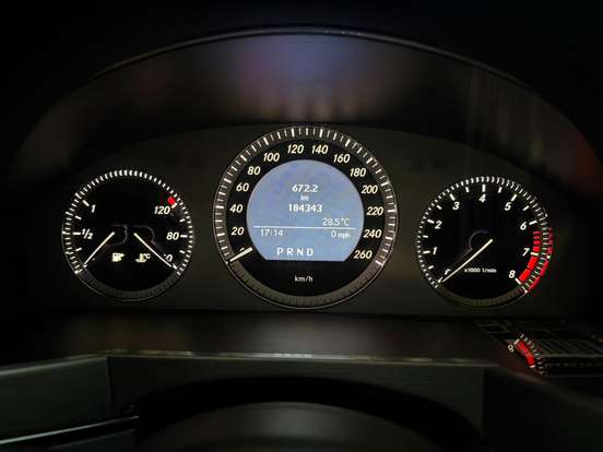 MERCEDES-BENZ-GLK 300-2012