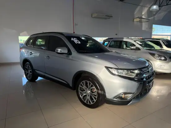MITSUBISHI-OUTLANDER-2.0 16V GASOLINA 4P AUTOMÁTICO MITSUBISHI-OUTLANDER-2015