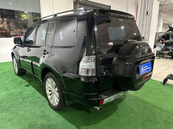MITSUBISHI-PAJERO FULL-3.8 HPE 4X4 V6 24V GASOLINA 4P AUTOMÁTICO MITSUBISHI-PAJERO FULL-2016