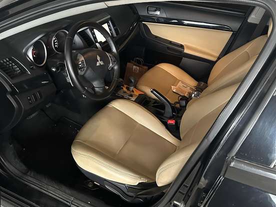 MITSUBISHI-LANCER-2.0 16V GASOLINA 4P AUTOMÁTICO MITSUBISHI-LANCER-2015