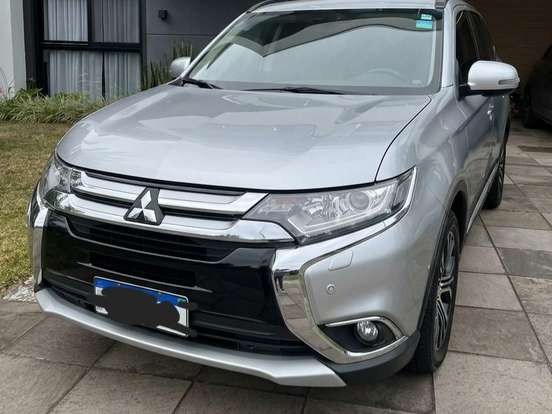 MITSUBISHI-OUTLANDER-3.0 GT 4X4 V6 24V GASOLINA 4P AUTOMÁTICO MITSUBISHI-OUTLANDER-2016