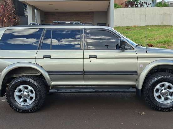 MITSUBISHI-PAJERO-3.0 GLS 4X4 V6 24V GASOLINA 4P AUTOMÁTICO MITSUBISHI-PAJERO-1999