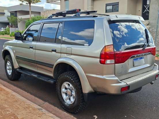 MITSUBISHI-PAJERO-3.0 GLS 4X4 V6 24V GASOLINA 4P AUTOMÁTICO MITSUBISHI-PAJERO-1999