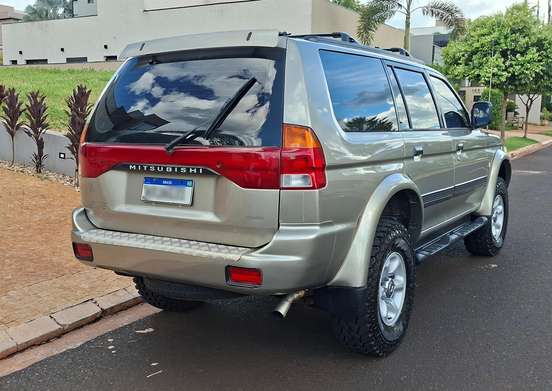 MITSUBISHI-PAJERO-1999