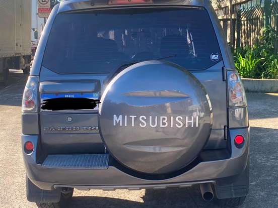 MITSUBISHI-PAJERO TR4-2.0 4X2 16V 140CV FLEX 4P AUTOMÁTICO MITSUBISHI-PAJERO TR4-2013