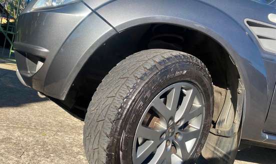 MITSUBISHI-PAJERO TR4-2013