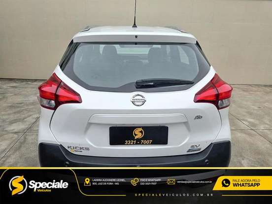 NISSAN-KICKS-2018