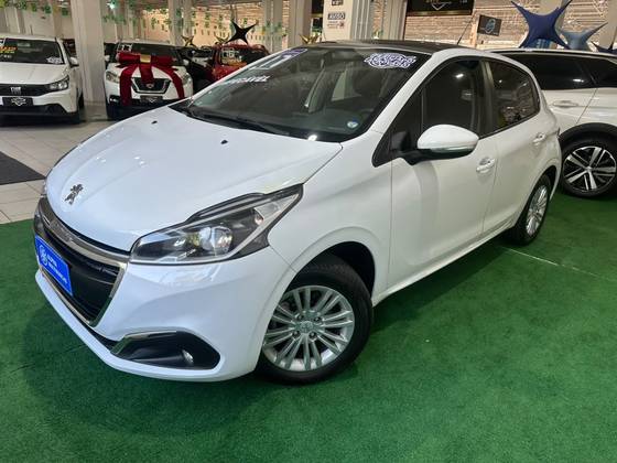 PEUGEOT 208 1.2 ALLURE 12V FLEX 4P MANUAL
