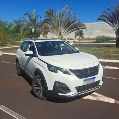 PEUGEOT-3008-2018