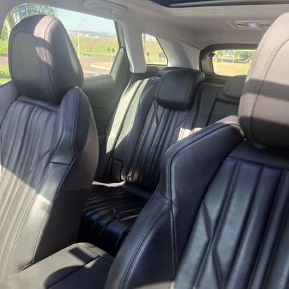 PEUGEOT-3008-2018