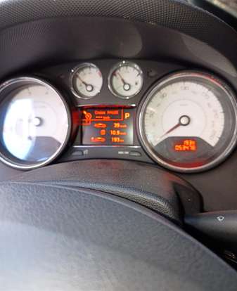 PEUGEOT-308-2013