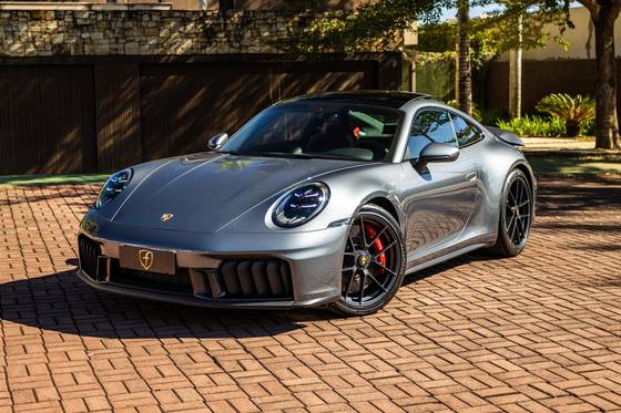 PORSCHE 911 3.6 24V H6 T-HYBRID CARRERA GTS PDK