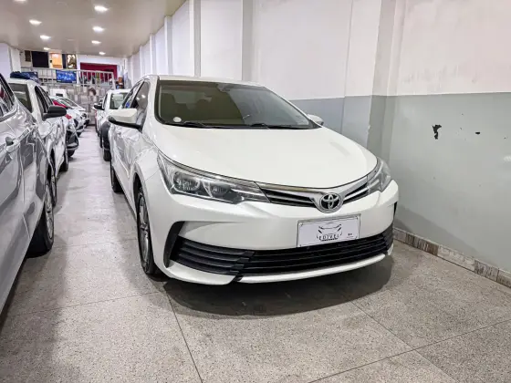 TOYOTA COROLLA 1.8 GLI UPPER 16V FLEX 4P AUTOMÁTICO TOYOTA COROLLA 1.8 GLI UPPER 16V FLEX 4P AUTOMÁTICO