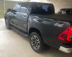 TOYOTA HILUX 2.8 D-4D TURBO DIESEL CD SRX 4X4 AUTOMÁTICO TOYOTA HILUX 2.8 D-4D TURBO DIESEL CD SRX 4X4 AUTOMÁTICO