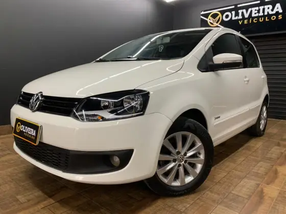 VOLKSWAGEN FOX 1.0 MI TREND 8V FLEX 4P MANUAL VOLKSWAGEN FOX 1.0 MI TREND 8V FLEX 4P MANUAL