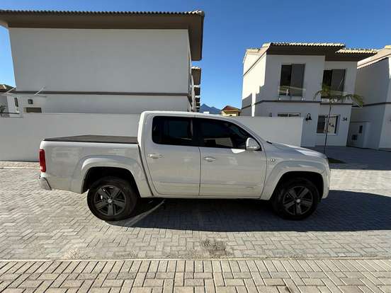 VOLKSWAGEN-AMAROK-2.0 HIGHLINE 4X4 CD 16V TURBO INTERCOOLER DIESEL 4P AUTOMÁTICO VOLKSWAGEN-AMAROK-2012