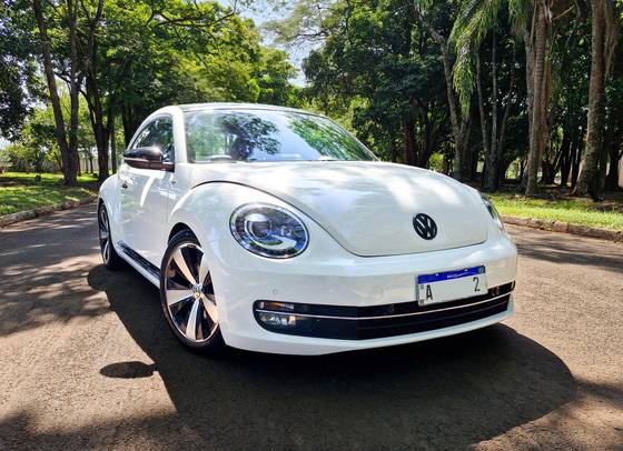 VOLKSWAGEN FUSCA 2.0 TSI 16V GASOLINA 2P AUTOMÁTICO