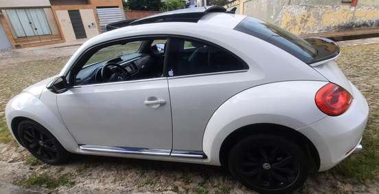 VOLKSWAGEN-FUSCA-2013