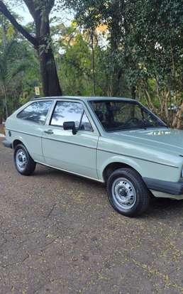 VOLKSWAGEN-GOL-1984