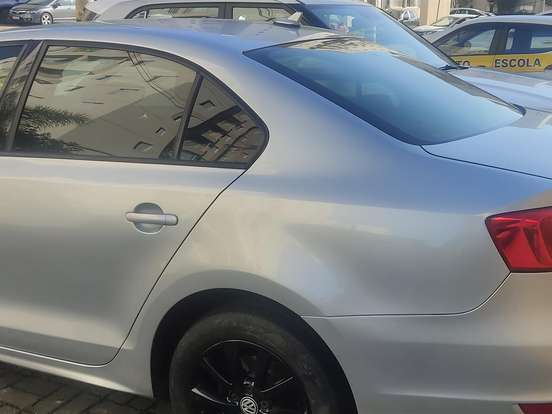 VOLKSWAGEN-JETTA-2.0 COMFORTLINE FLEX 4P TIPTRONIC VOLKSWAGEN-JETTA-2011
