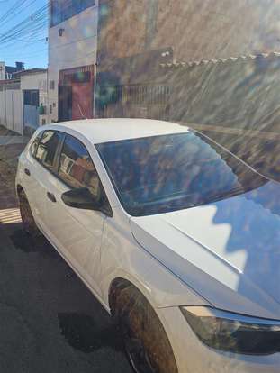 VOLKSWAGEN-POLO-2025