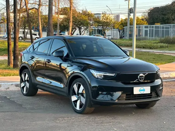 VOLVO C40 P8 RECHARGE TWIN ELECTRIC ULTIMATE AWD VOLVO C40 P8 RECHARGE TWIN ELECTRIC ULTIMATE AWD
