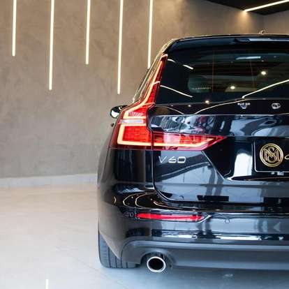 VOLVO-V60-2020