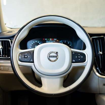 VOLVO-V60-2.0 T5 GASOLINA MOMENTUM GEARTRONIC VOLVO-V60-2020