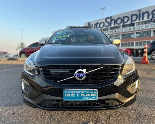 VOLVO XC60 2.0 T5 R DESIGN TURBO GASOLINA 4P AUTOMÁTICO VOLVO XC60 2.0 T5 R DESIGN TURBO GASOLINA 4P AUTOMÁTICO