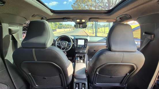 VOLVO-XC40-P8 RECHARGE ELECTRIC BEV PURE AWD VOLVO-XC40-2021