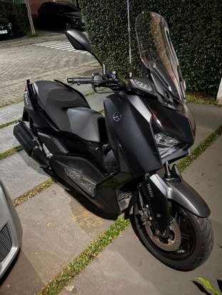 YAMAHA-XMAX 250 CONNECTED ABS-2025