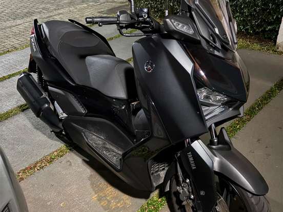 YAMAHA-XMAX 250 CONNECTED ABS YAMAHA-XMAX 250 CONNECTED ABS-2025