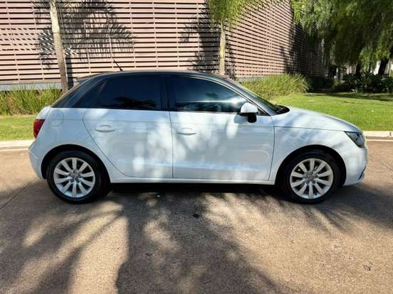 AUDI-A1-1.4 TFSI SPORTBACK ATTRACTION 16V 122CV GASOLINA 4P S-TRONIC AUDI-A1-2012