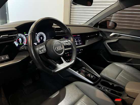 AUDI-A3-2023