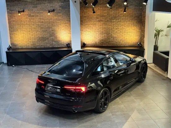 AUDI-A5-2.0 TFSI SPORTBACK AMBITION PLUS 16V GASOLINA 4P S-TRONIC AUDI-A5-2018