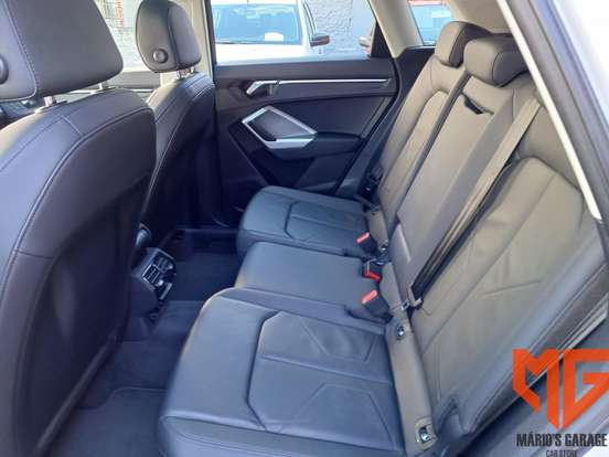 AUDI-Q3-2021