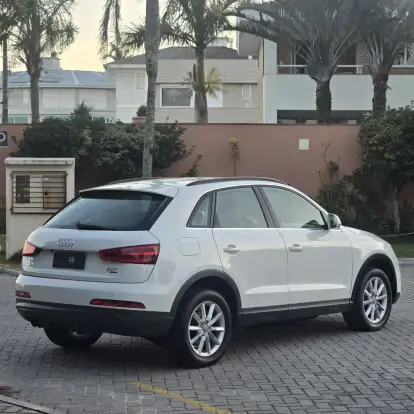 AUDI-Q3-2014