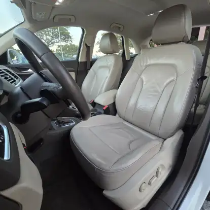 AUDI-Q3-2014