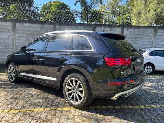 AUDI-Q7-3.0 TFSI AMBITION V6 24V GASOLINA 4P TIPTRONIC AUDI-Q7-2015