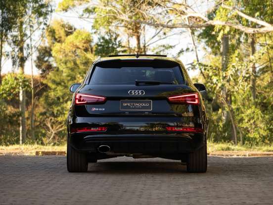 AUDI-RS Q3-2016