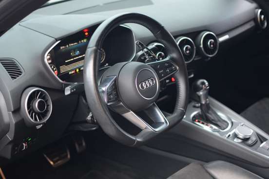 AUDI-TT-2015