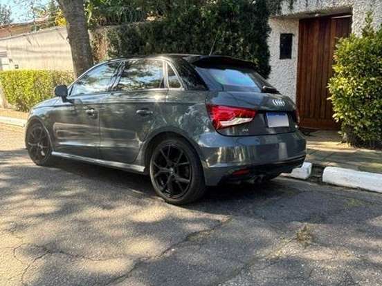 AUDI-A1-1.8 TFSI SPORTBACK AMBITION GASOLINA 4P S-TRONIC AUDI-A1-2017