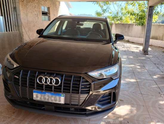 AUDI-Q3-2020