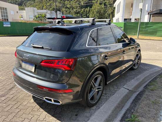 AUDI-SQ5-2018